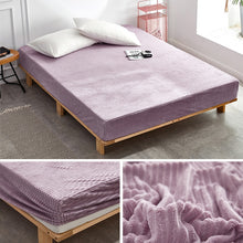 Load image into Gallery viewer, New High Density Velvet Fitted Bed Sheet Bed Mattress Protective Cover Soft Breathable Bedspread Bed Linen with Elastic Band