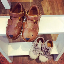 Load image into Gallery viewer, Donsje Real Leather ! Kids Brand Shoes Lovely Animal Toddler Boys Girls Fall Winter Shoes Top Quality Little Girl Leather Shoes
